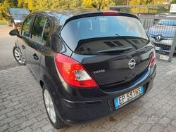 Nero Usata 2013 Opel Corsa Tre volumi | 4700 € (Buon prezzo)