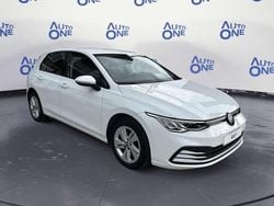 Bianco Usata 2021 VW Golf Life Tre volumi | 16.990 € (Super prezzo)