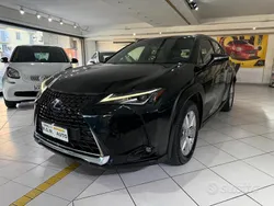 Usata 2020 Lexus UX Business Edition SUV | 17.950 € (Ottimo prezzo)