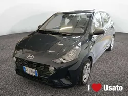 Grigio Usata 2022 Hyundai i10 Advanced Plus Due volumi | 12.300 € (Buon prezzo)