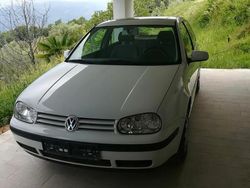 Bianco Usata 2002 VW Golf IV Coupé | 3200 € (Buon prezzo)