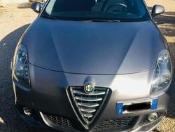 Grigio Usata 2015 Alfa Romeo Giulietta Due volumi | 10.500 € (Molto cara)