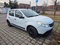Bianco Usata 2011 Dacia Sandero Due volumi | 2500 €
