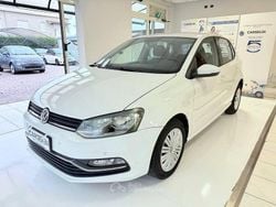 Bianco Usata 2017 VW Polo Comfortline Tre volumi | 9999 € (Buon prezzo)