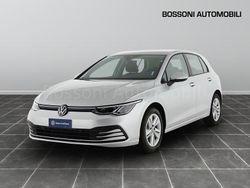 Argento Usata 2024 VW Golf VIII Life Tre volumi | 26.900 € (Buon prezzo)