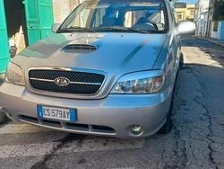 Grigio Usata 2005 Kia Carnival Monovolume | 3500 €