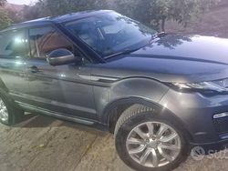 Grigio Usata 2018 Land Rover Range Rover evoque SUV | 26.000 € (Cara)