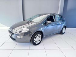 Grigio Usata 2016 Fiat Punto Lounge Tre volumi | 6200 € (Buon prezzo)