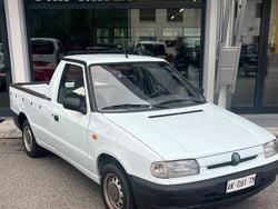 Bianco Usata 1996 Skoda Pick-up Pick-up | 4900 €