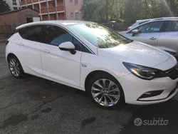 Bianco Usata 2016 Opel Astra Innovation Tre volumi | 12.800 € (Molto cara)