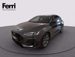 Magnetic grey Usata 2024 Ford Focus ST-Line Tre volumi | 21.440 € (Buon prezzo)