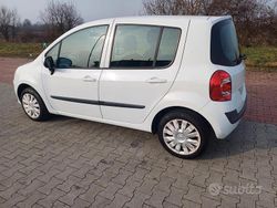 Bianco Usata 2011 Renault Modus Monovolume | 4500 € (Cara)