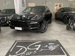Nero Usata 2019 Porsche Cayenne SUV | 49.500 € (Buon prezzo)