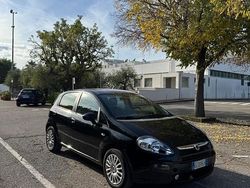 Nero Usata 2010 Fiat Punto Evo Dynamic Due volumi | 3650 € (Ottimo prezzo)