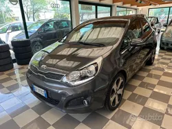 Grigio Usata 2013 Kia Rio EX Tre volumi | 5990 € (Buon prezzo)