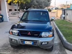 Blu Usata 2003 Mitsubishi Pajero SUV | 15.000 €
