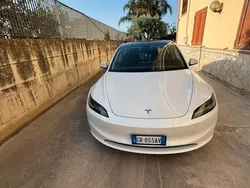 Usata 2023 Tesla Model 3 RWD Tre volumi | 27.500 € (Buon prezzo)