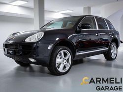 Nero basalto metallizzato Usata 2004 Porsche Cayenne SUV | 20.900 € (Molto cara)