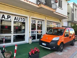 Arancione Usata 2009 Citroën Nemo Monovolume | 5800 € (Molto cara)