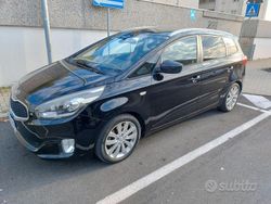 Nero Usata 2015 Kia Carens Monovolume | 6500 € (Buon prezzo)