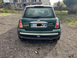 Verde Usata 2007 Mini Cooper Due volumi | 2500 €