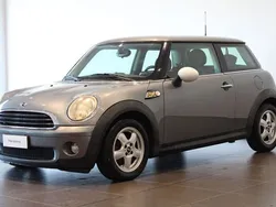Nessuno Usata 2009 Mini ONE Due volumi | 3800 € (Ottimo prezzo)