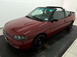 Rosso metallizzato Usata 1997 Ford Escort Cabriolet Cabrio | 3970 €