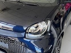 Blu Usata 2023 Smart ForTwo Electric Drive Pulse Cabrio | 15.900 € (Buon prezzo)