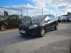 Nero Usata 2009 Fiat Grande Punto Dynamic Due volumi | 2750 € (Buon prezzo)