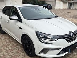 Bianco Usata 2017 Renault Mégane IV Tre volumi | 12.000 € (Ottimo prezzo)