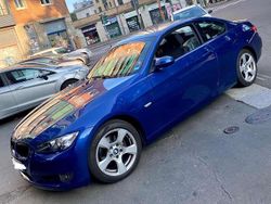 Blu/azzurro Usata 2007 BMW 320 Coupé | 10.199 € (Molto cara)