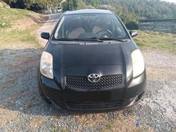 Nero Usata 2006 Toyota Yaris Due volumi | 2000 € (Ottimo prezzo)