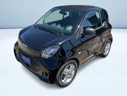 Nero metallizzato Usata 2021 Smart ForTwo Electric Drive Pure Tre volumi | 13.900 € (Buon prezzo)