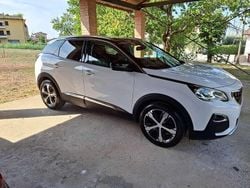 Usata 2019 Peugeot 3008 Allure SUV | 16.500 € (Cara)