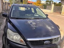 Blu Usata 2012 Ford Focus Station wagon | 1000 €