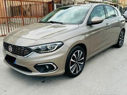 Oro Usata 2018 Fiat Tipo Lounge Tre volumi | 9800 € (Buon prezzo)