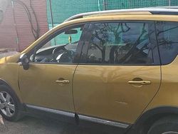 Giallo Usata 2014 Renault Scénic III XMOD | 6000 €