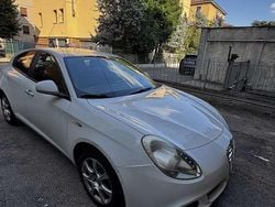 Usata 2011 Alfa Romeo Giulietta Exclusive Due volumi | 3750 € (Buon prezzo)