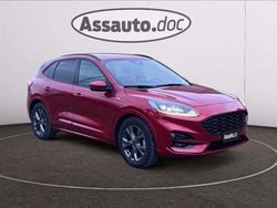 Rosso metallizzato Usata 2022 Ford Kuga ST-Line SUV | 20.900 € (Buon prezzo)