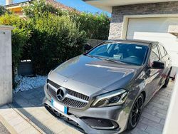 Grigio Usata 2017 Mercedes A160 Premium Tre volumi | 13.500 € (Buon prezzo)