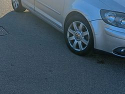 Grigio Usata 2005 VW Golf Plus Monovolume | 3199 € (Buon prezzo)