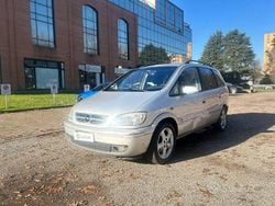 Grigio Usata 2005 Opel Zafira Design Edition Monovolume | 1990 € (Super prezzo)