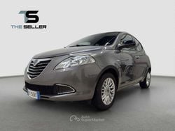 Grigio Usata 2015 Lancia Ypsilon Due volumi | 5900 € (Ottimo prezzo)