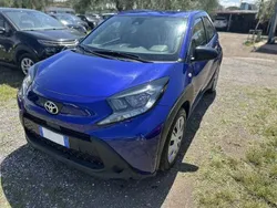Blu Usata 2024 Toyota Aygo Active Due volumi | 13.750 € (Buon prezzo)