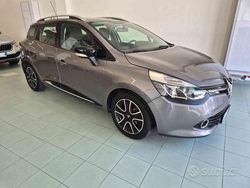 Grigio scuro Usata 2015 Renault Clio GrandTour Station wagon | 7900 € (Cara)