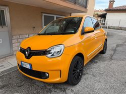 Giallo Usata 2019 Renault Twingo Intens Due volumi | 9999 € (Buon prezzo)