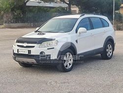Bianco Usata 2009 Chevrolet Captiva LT SUV | 3990 € (Buon prezzo)