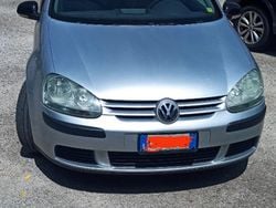 Grigio Usata 2005 VW Golf V Due volumi | 3500 € (Ottimo prezzo)