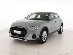 Grigio freccia perla nero mito metallizzato Usata 2023 Audi A1 Admired Tre volumi | 25.900 € (Buon prezzo)