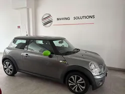 Grigio scuro Usata 2009 Mini ONE Due volumi | 4850 € (Ottimo prezzo)